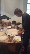 Iva piecze puri-chleb i xachapuri